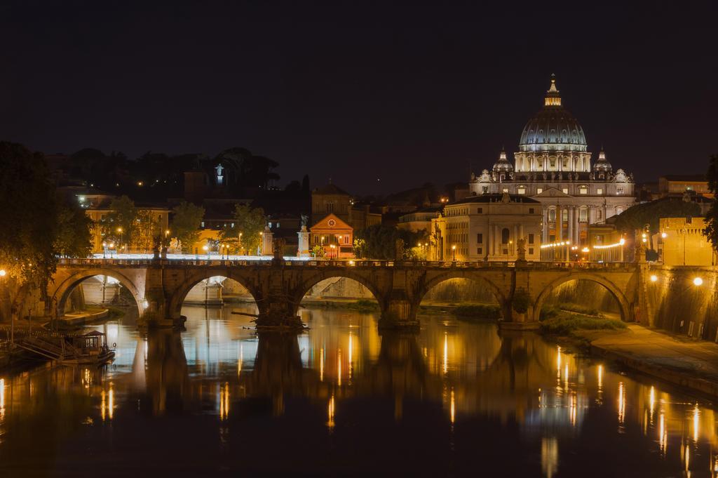 St. Peter House * Roma